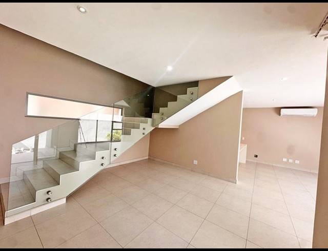 3 BEDROOM PROPERTY TO RENT IN BRYANSTON